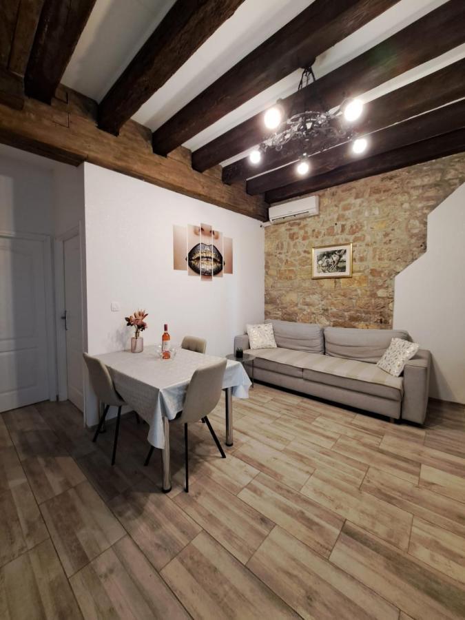 Apartman Zrinka Jesenice  Ngoại thất bức ảnh