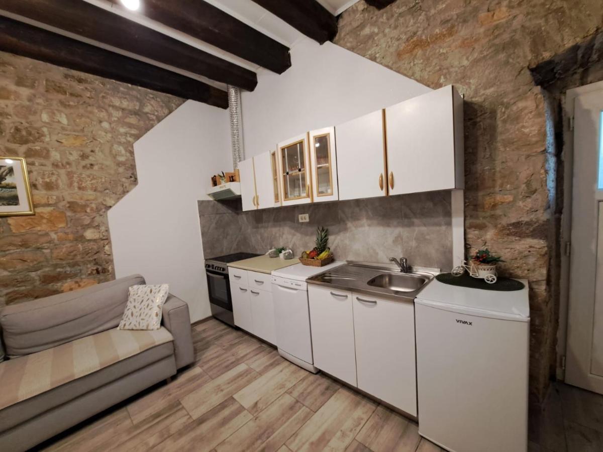 Apartman Zrinka Jesenice  Ngoại thất bức ảnh