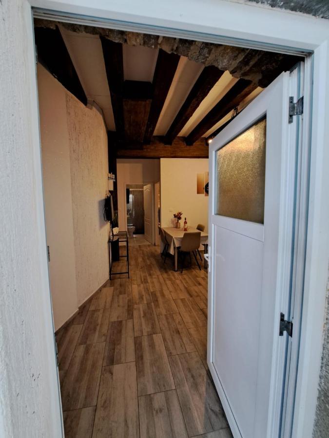 Apartman Zrinka Jesenice  Ngoại thất bức ảnh